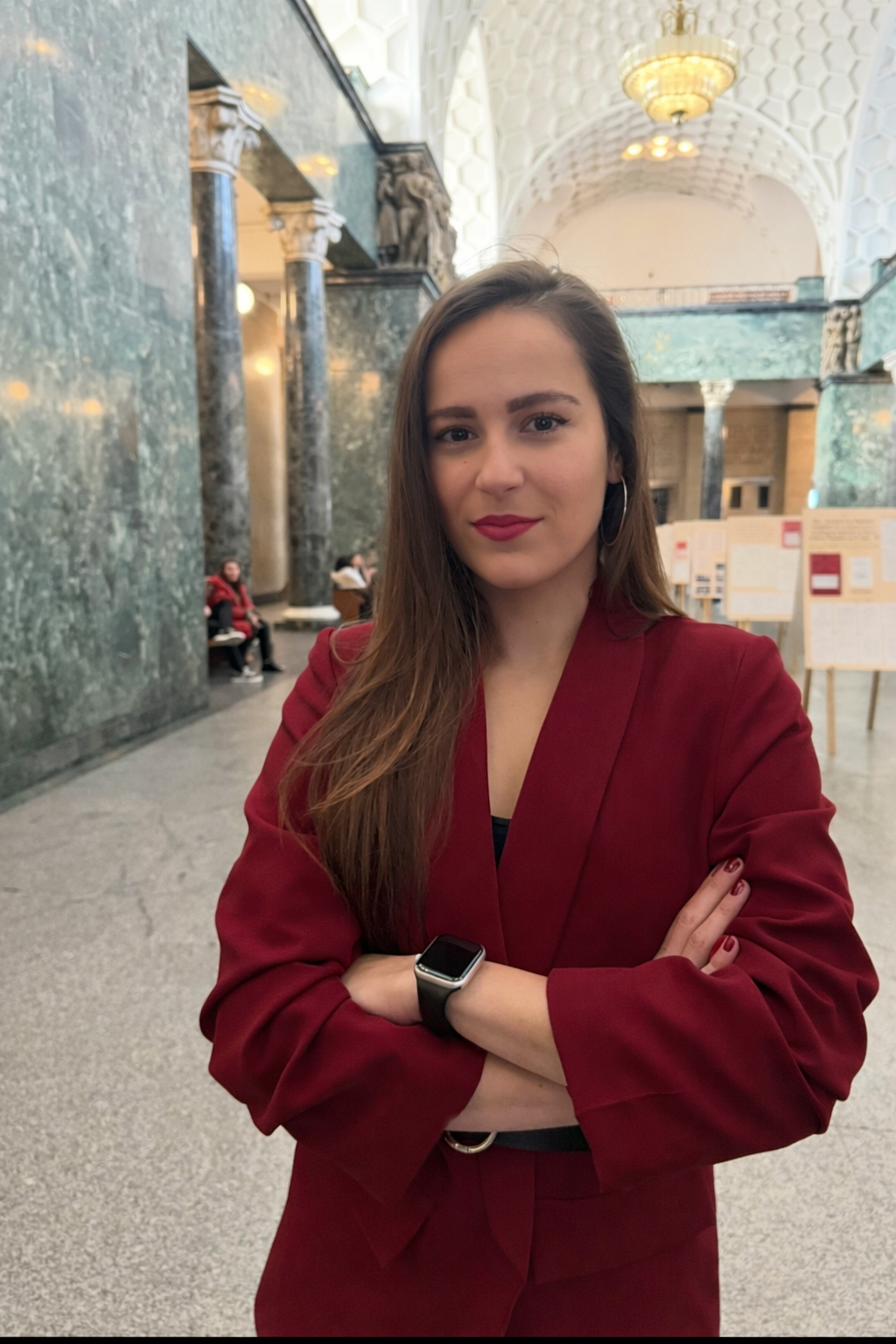 Адв. Нина Динева